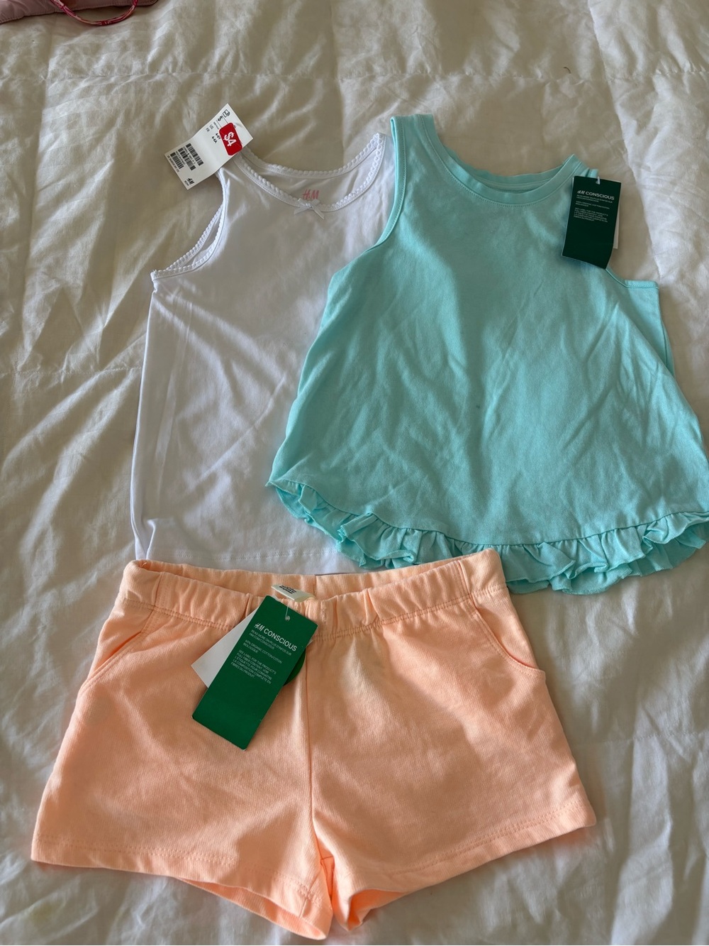 New H&M Girls 4 - 6 Peach Shorts White Aqua Tank Top